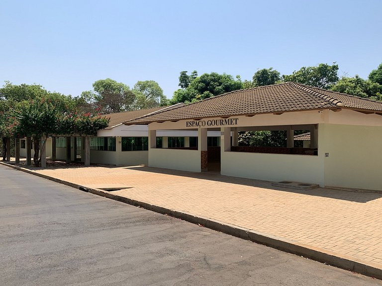 Flat Lacqua diRoma Host Hub